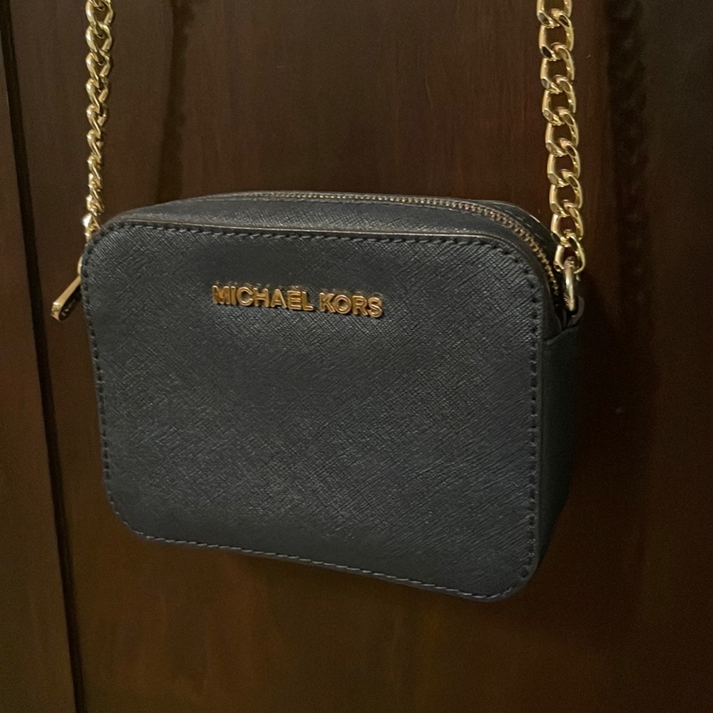 Michael Kors crossbody purse